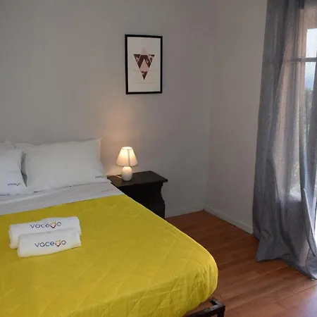 Ethra Casa Nyaraló